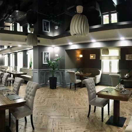 Szafirowy Dwor Hotel & Restauracja Γκλίβιτσε Εξωτερικό φωτογραφία